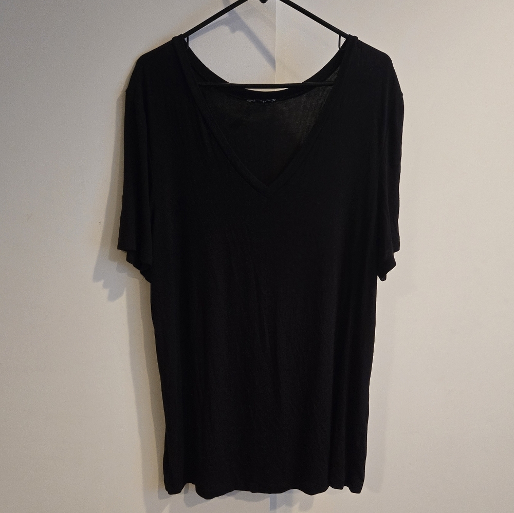 Universal Standard Black Foundation Crew Neck Tee sz Large 22-24